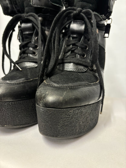 Burberry Black Wedge Heeled Suede and Shearling Boots 7/40