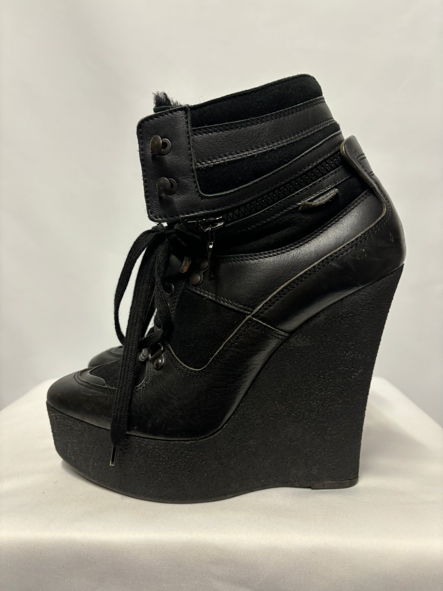 Burberry Black Wedge Heeled Suede and Shearling Boots 7/40