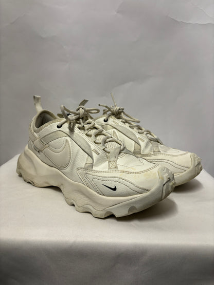 Nike White TC7900 Lace Up Trainers 5.5