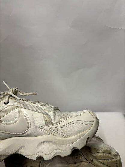 Nike White TC7900 Lace Up Trainers 5.5