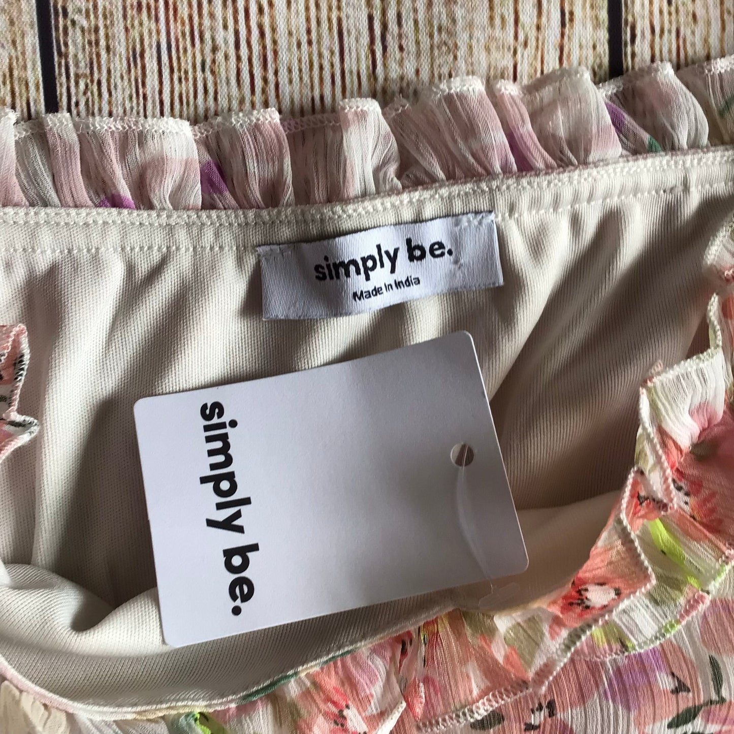 BNWT Simply Be Pale Pink Green Yellow Floral Print Frill Dress Size 22 UK