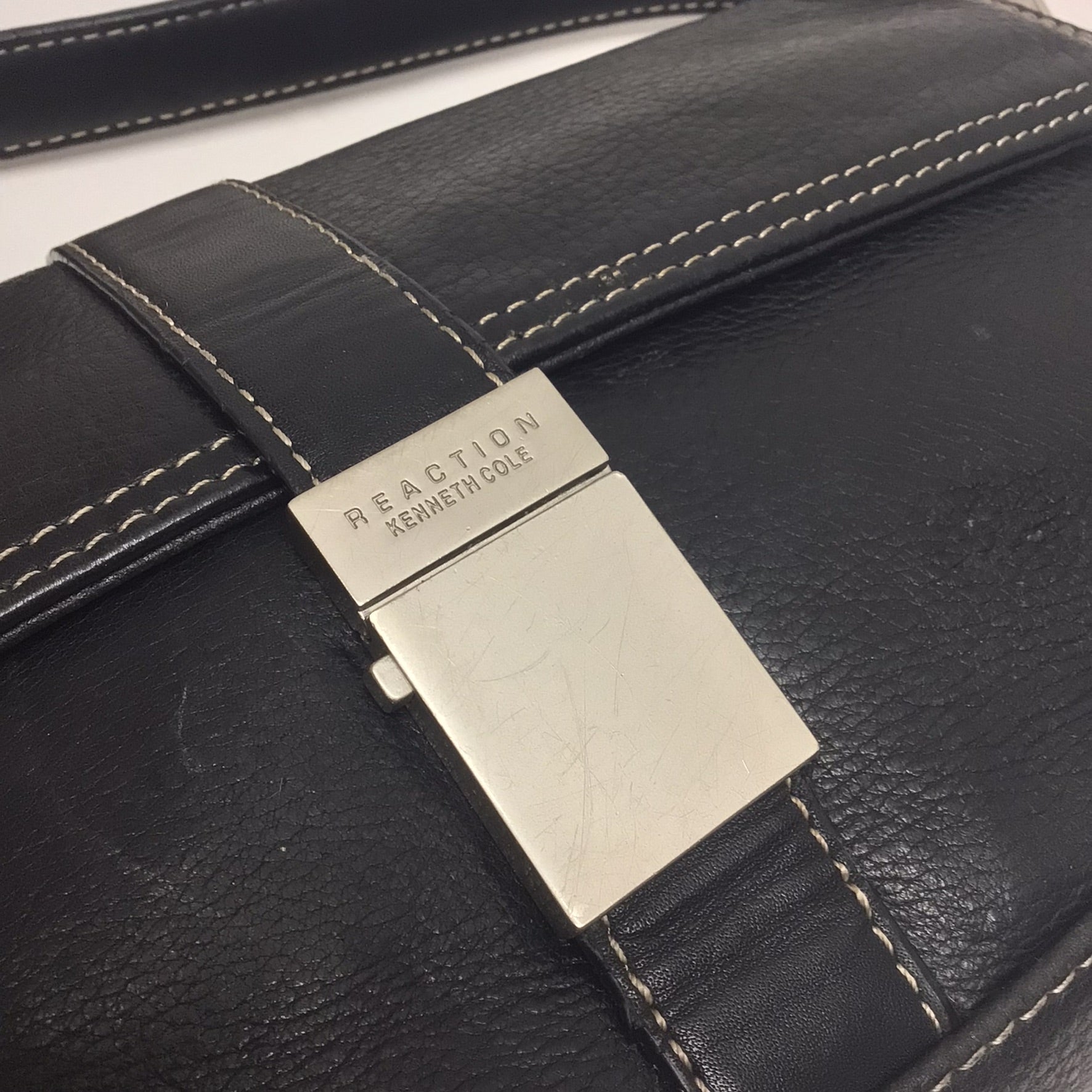 Kenneth cole reaction black bag outlet