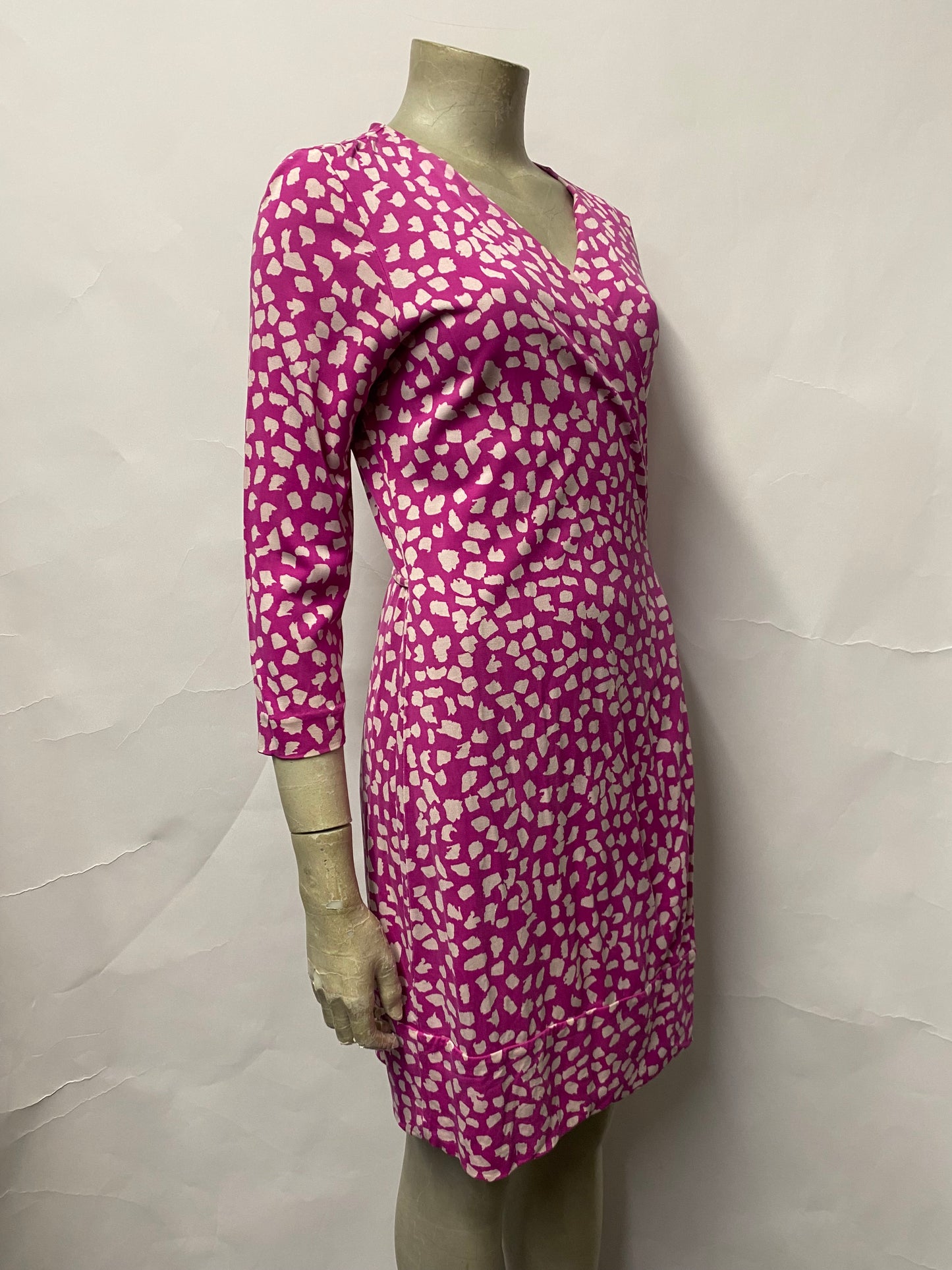 Diane Von Furstenberg Purple and White Patterned Silk Wrap Dress 8/12