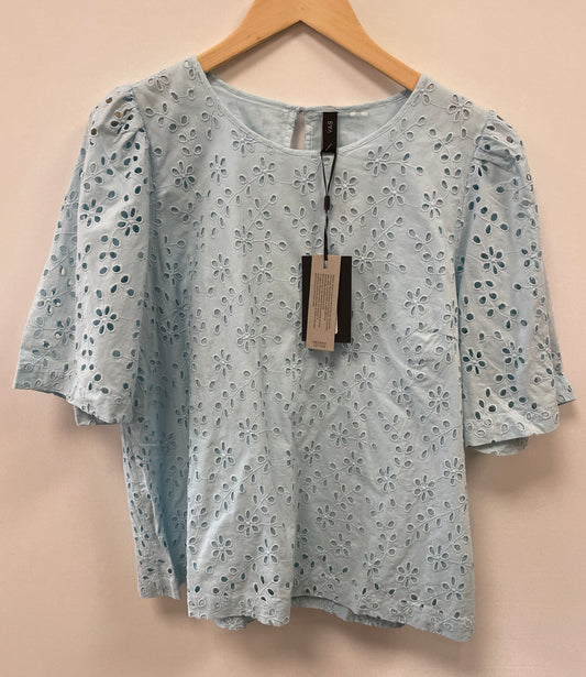 New with Tags Yas Pale Blue Broderie Anglaise Short Sleeve Top UK Size 14