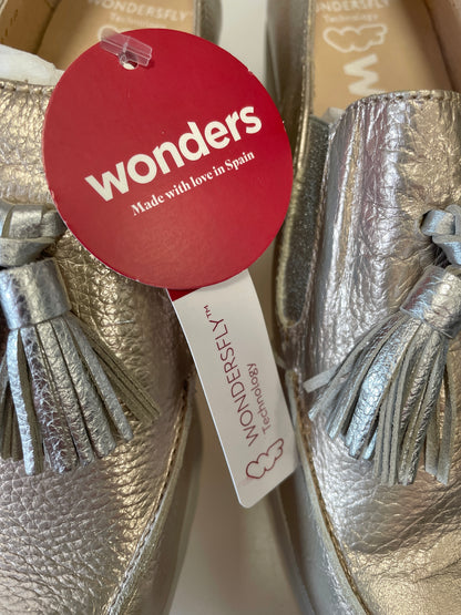 Wonders New with Tags Pale Gold & Silver Leather Loafers EU 38 UK 5