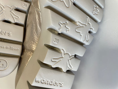 Wonders New with Tags Pale Gold & Silver Leather Loafers EU 38 UK 5