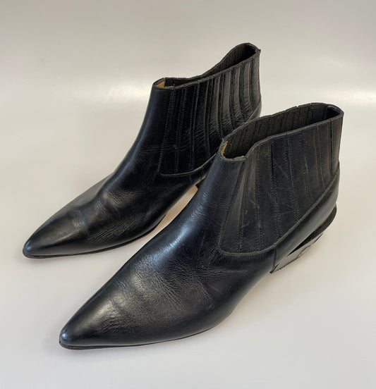Toga Pulla Black Leather Pull On Ankle Boots EU 35.5 UK 3