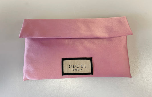 Gucci Beauty New Pink Satin Pouch with Comb