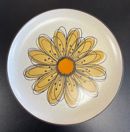 Midwinter Stonehenge Flowersong Sunflower Sandwich Breakfast Dessert Plates Set of 2