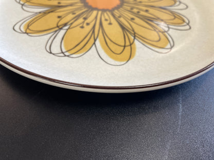 Midwinter Stonehenge Flowersong Sunflower Sandwich Breakfast Dessert Plates Set of 2
