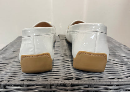 Stuart Weitzman for Russell & Bromley White Patent Leather Flat Moccasin Shoe 9.5 UK 7.5