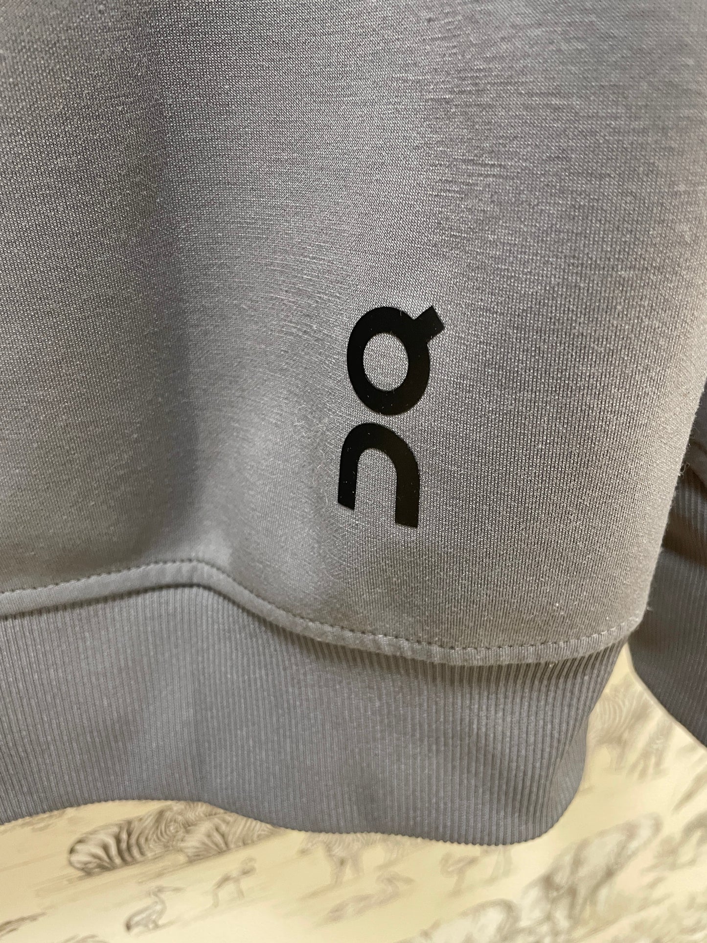Run In Clouds Grey Running Hoodie Top Medium