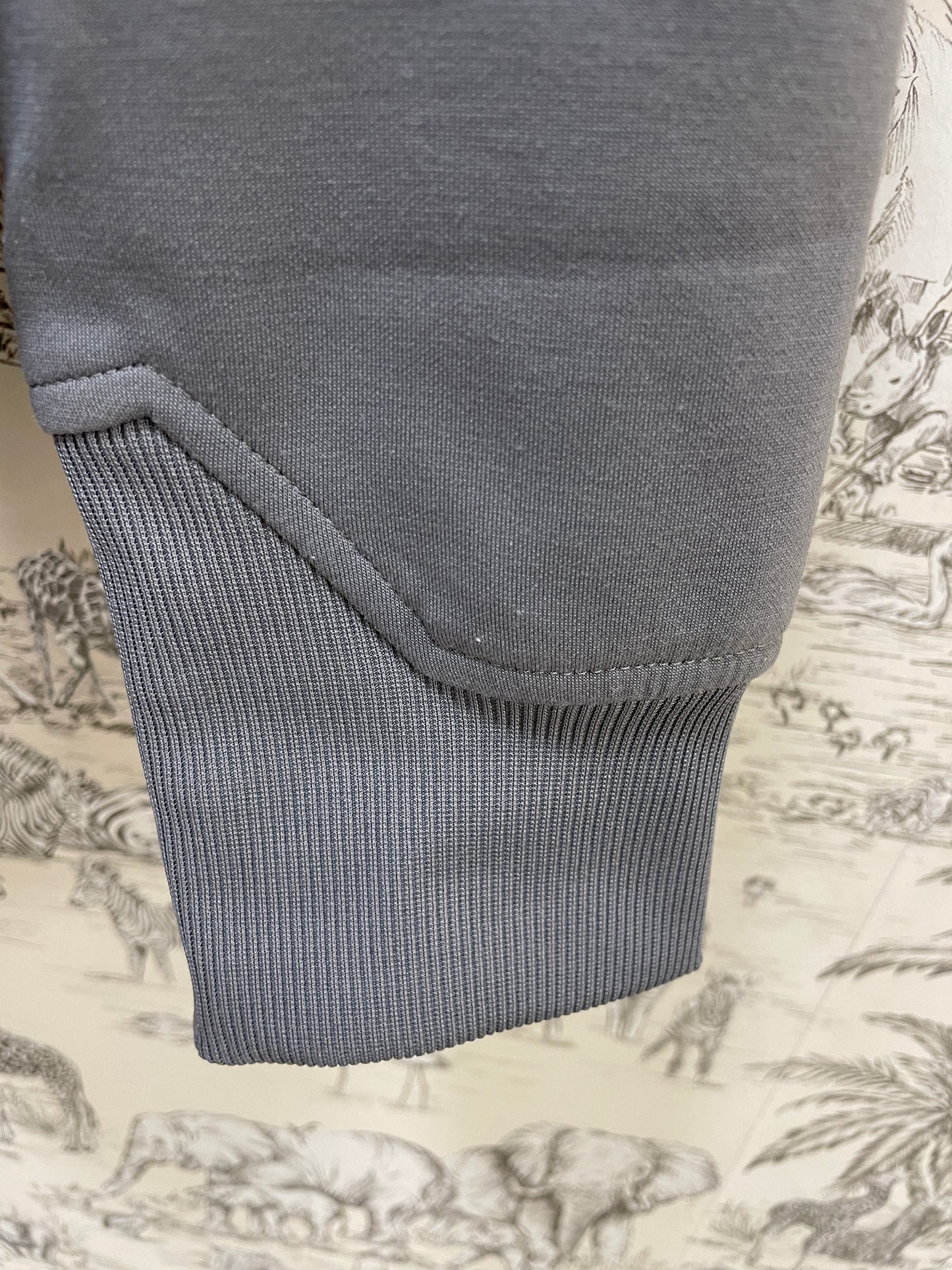 Run In Clouds Grey Running Hoodie Top Medium