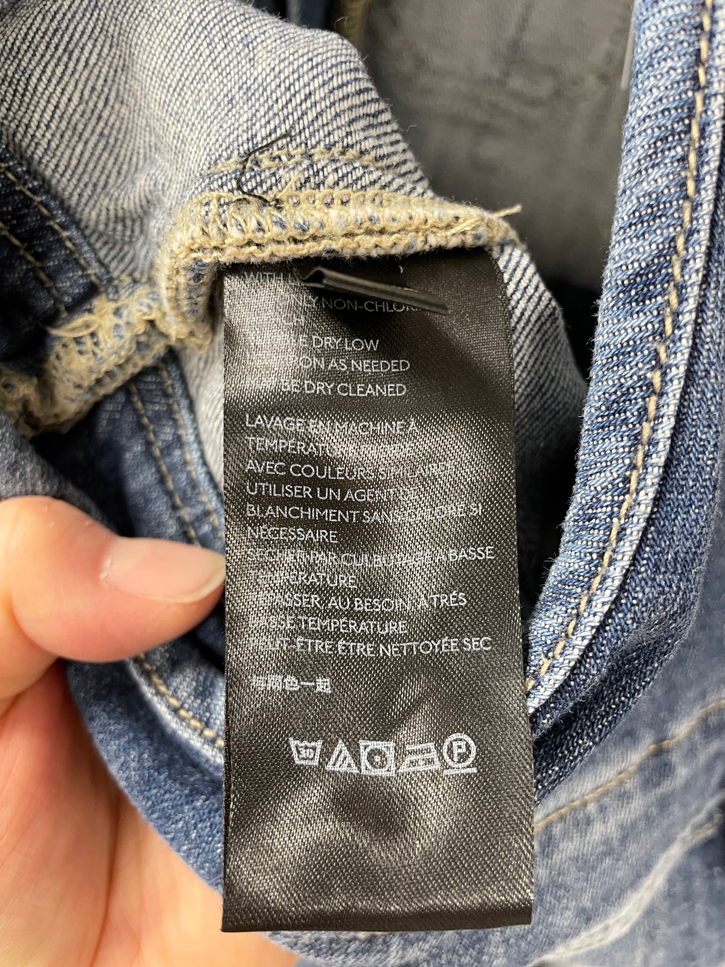 Pilcro at Anthropologie Distressed Denim Jeans Dungarees Size 26 Small