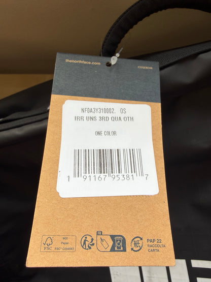 The North Face - Base Camp Voyager 21 Roller Suitcase (40L Black)