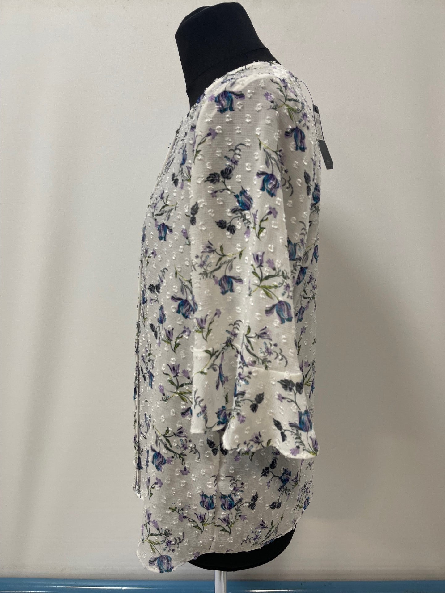 BNWT M&Co Ivory Floral Top Size 14