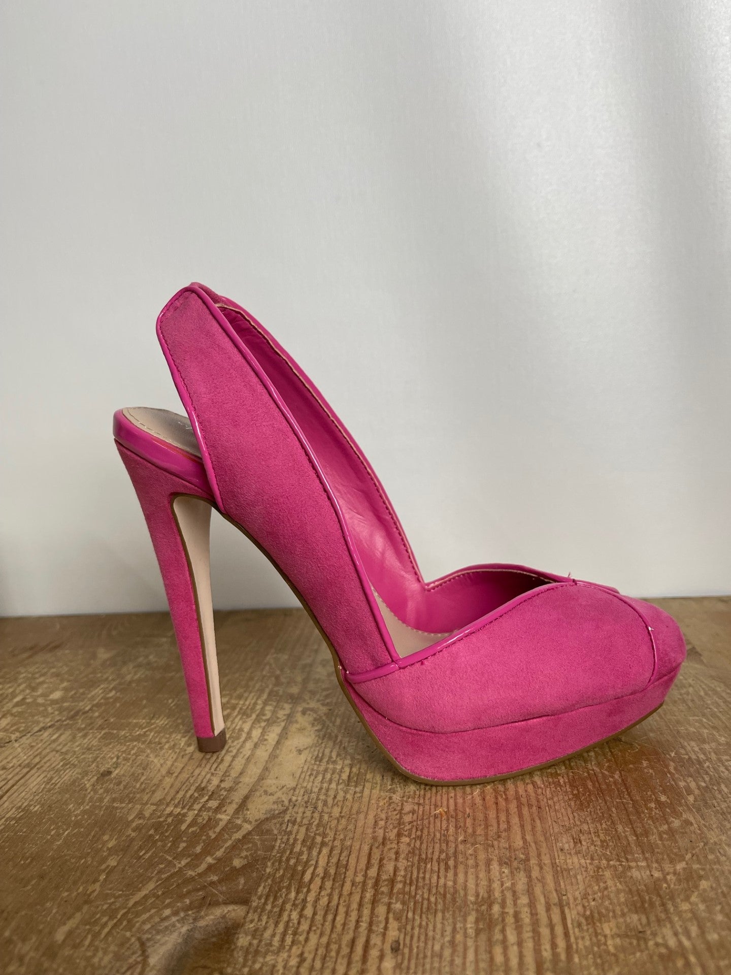 Size 5 closed toe on sale heels