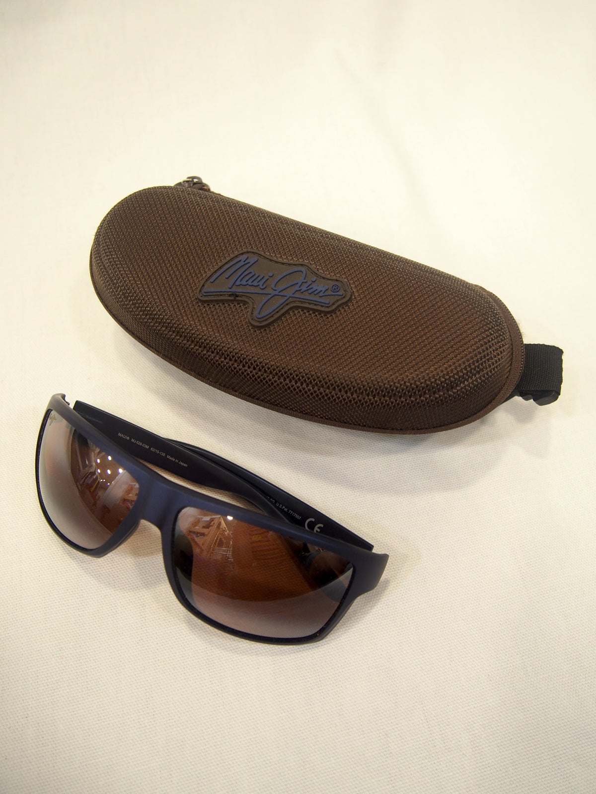 Maui Jim Pohaku MJ-528-03M sports sunglasses - Matt blue - Golf