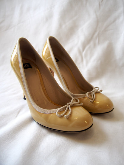 Dolce & Gabbana D&G cream orange patent leather high heels - EU38
