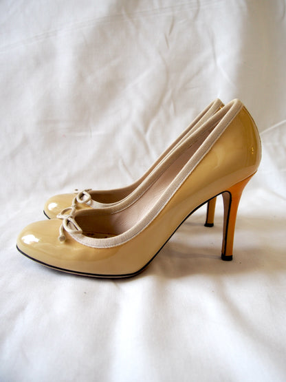 Dolce & Gabbana D&G cream orange patent leather high heels - EU38