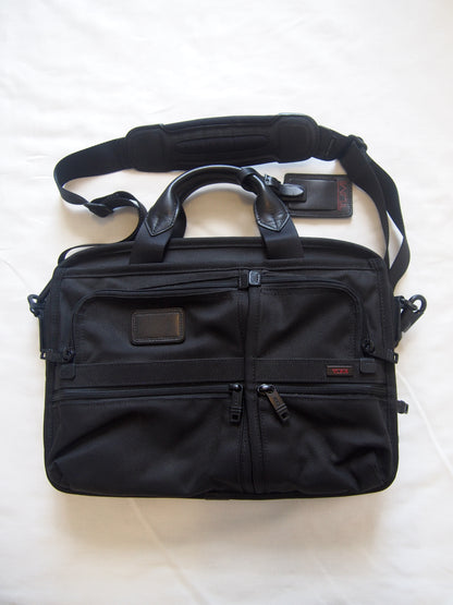 Tumi Alpha FXT Ballistic nylon briefcase - Expandable - Black