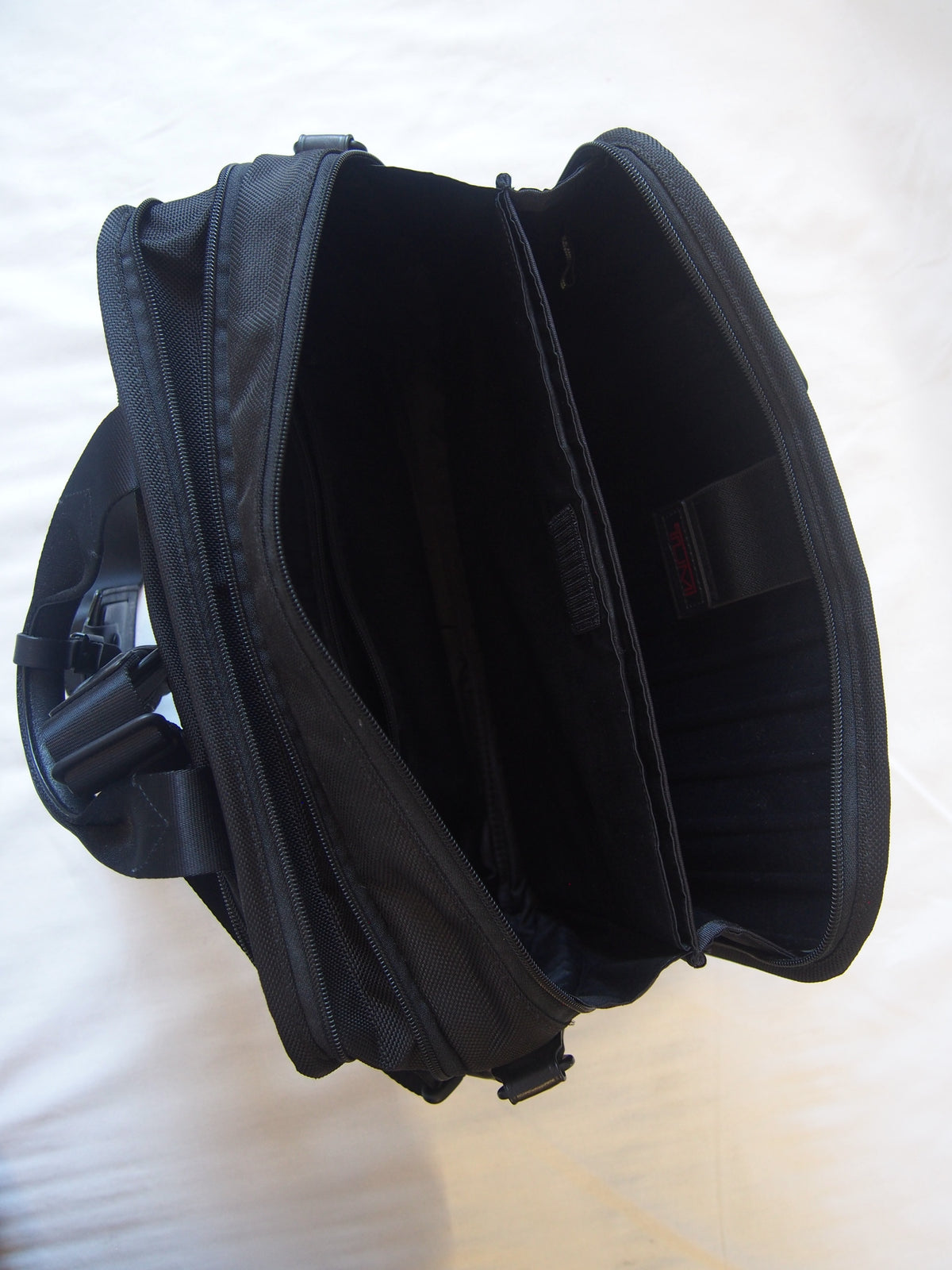 Tumi Alpha FXT Ballistic nylon briefcase - Expandable - Black