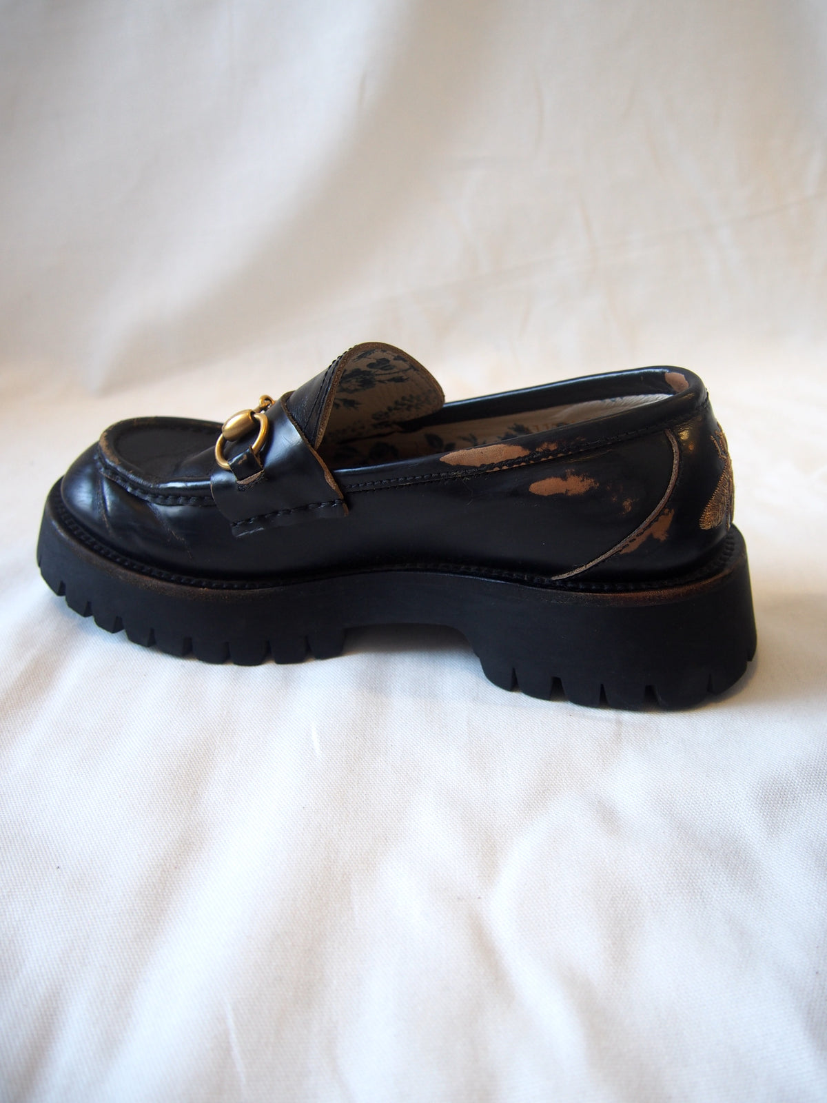 Gucci leather loafers with horsebit and lug sole - EU38 - Black