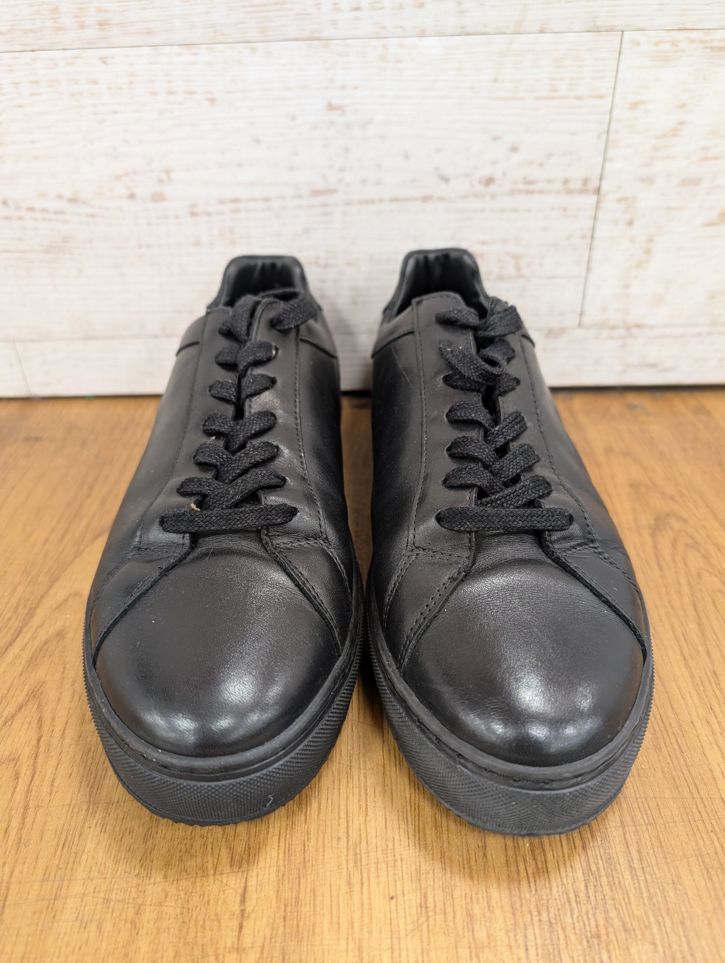 Tommy Hilfiger Black Leather Trainers Size 9