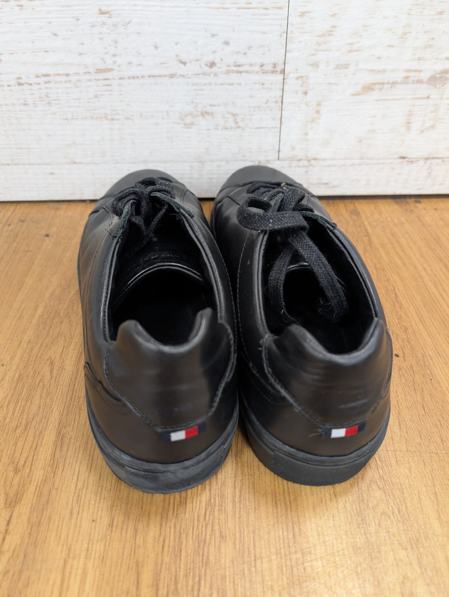Tommy Hilfiger Black Leather Trainers Size 9