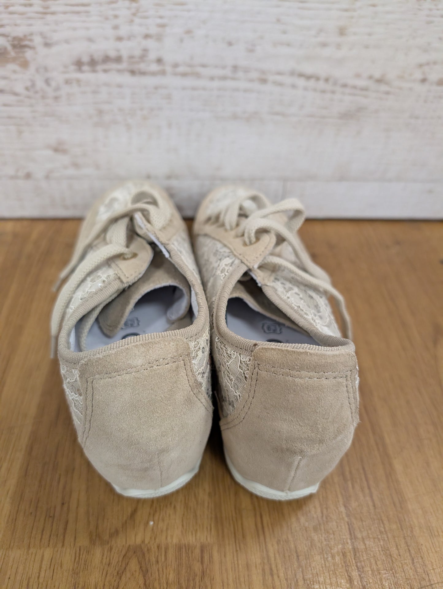 Igi & Co. Serena Beige Trainers Size 4