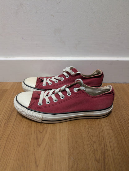 Converse Chuck Taylor All Star Burgundy Low Top Sneakers Size 5