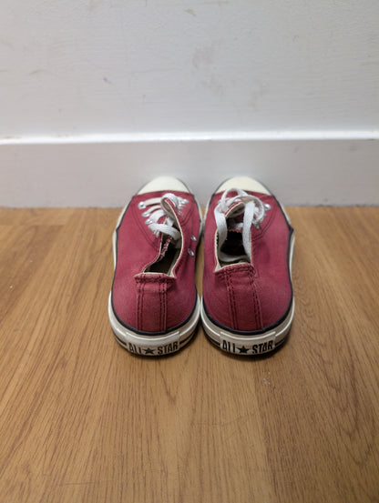 Converse Chuck Taylor All Star Burgundy Low Top Sneakers Size 5