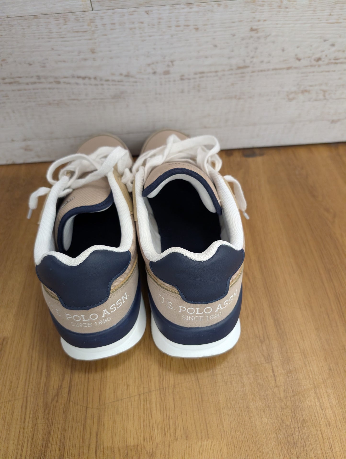 U.S. Polo Assn. White/Beige Trainers Size 8