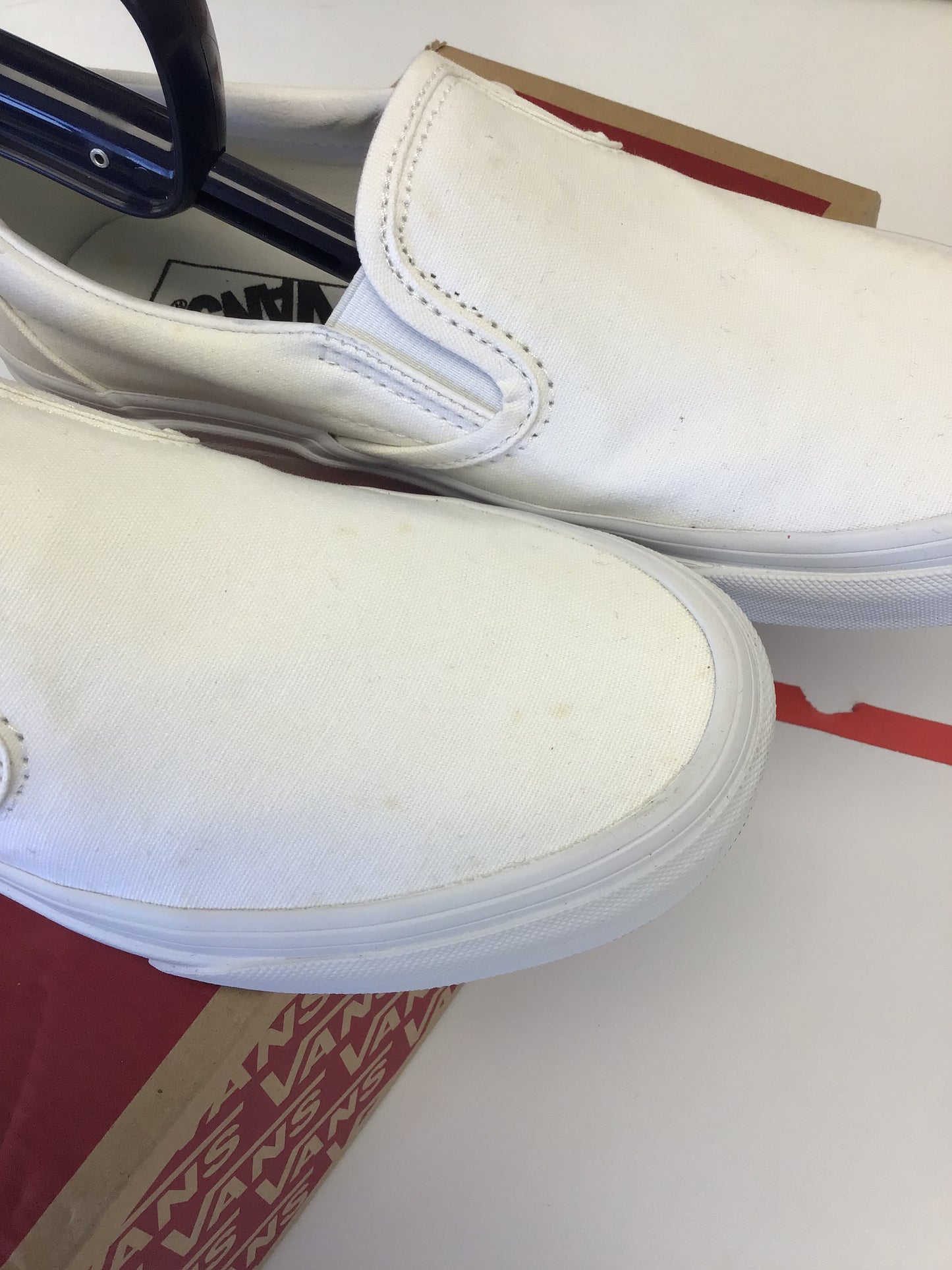 Vans Classic Slip-On True White Size 4.5