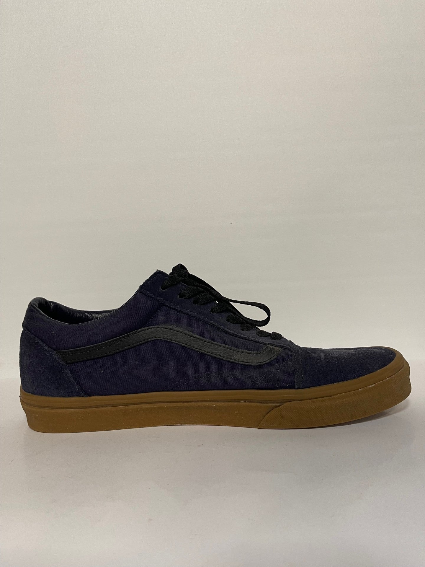 Junior vans old skool best sale size 4