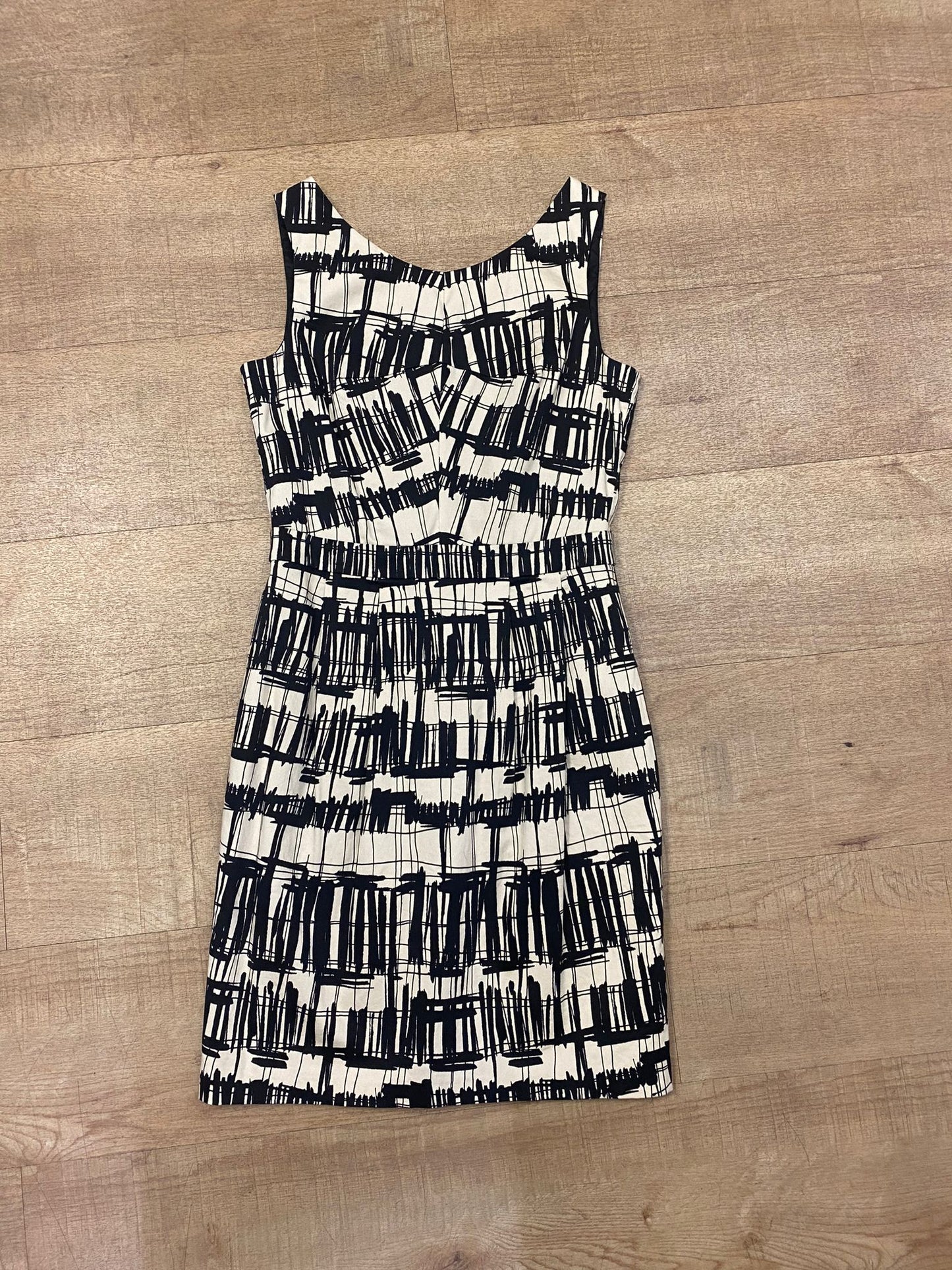 Coast Black and White Sleeveless Dress Size 8