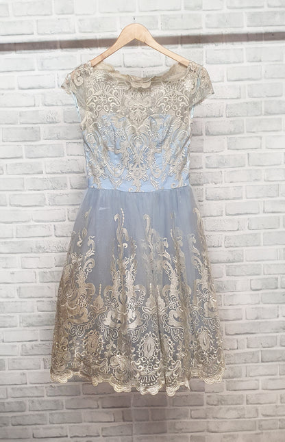 Chi Chi Lace Sascha Dress in Cashmere Blue Size 8 BNWT