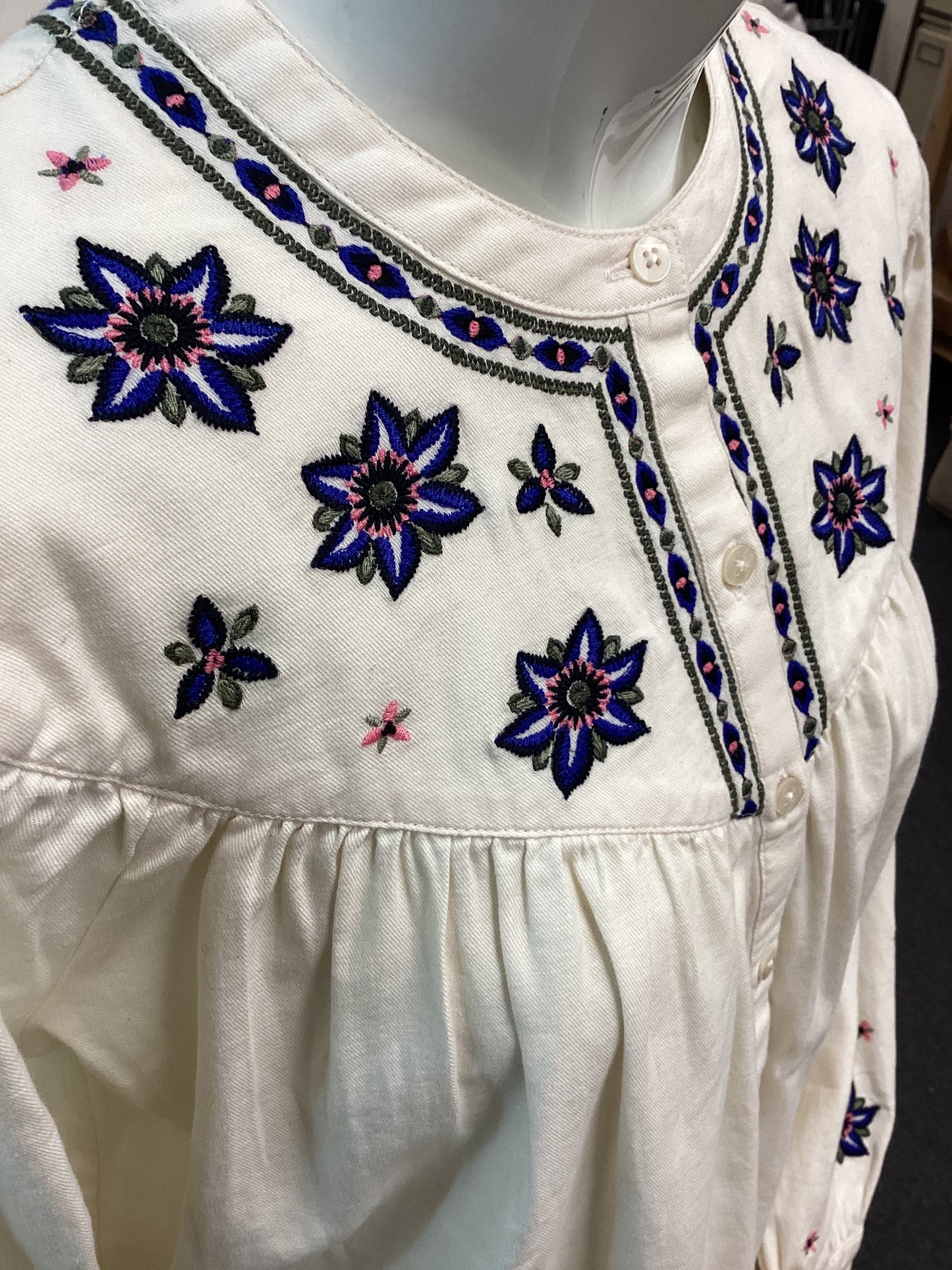 BNWT Per Una from M&S Women’s 100% Cotton Shirt - Cream with blue and pink flowers, Size UK10