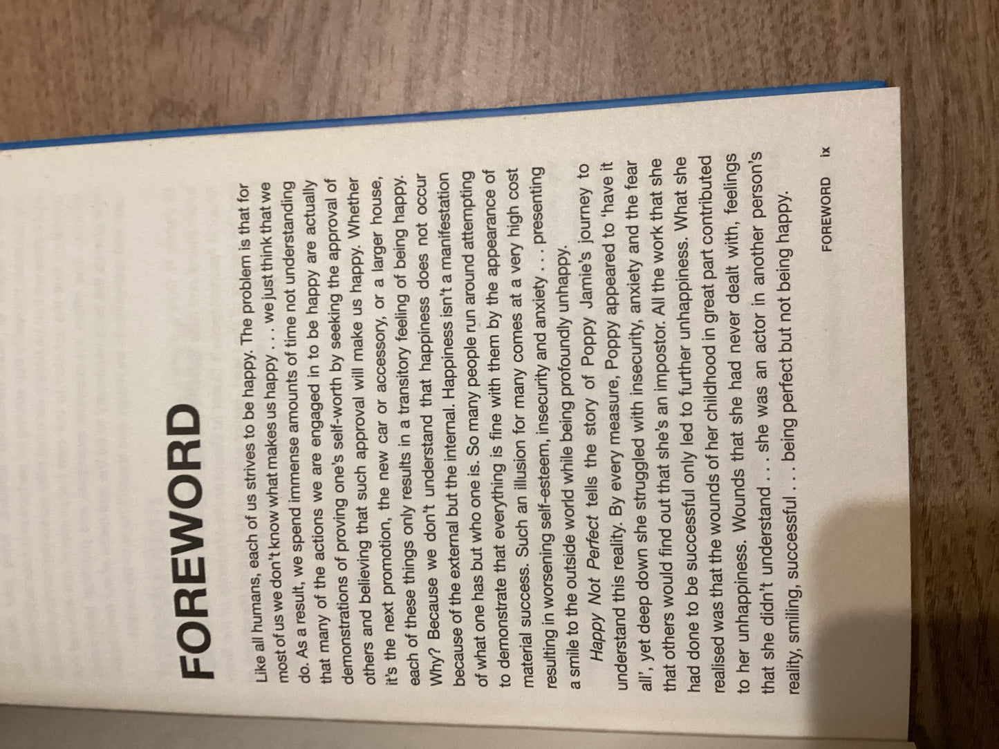 Book Happy Not Perfect by Poppy Jamie