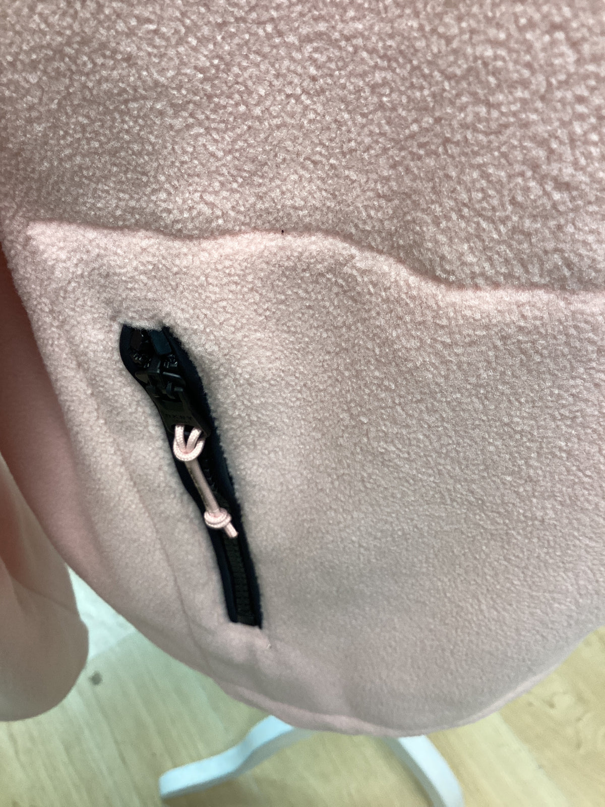 BNWT- DKNY Ladies Sports zip up jacket Pink (Rosewater) with Black trim size Large (Copy)