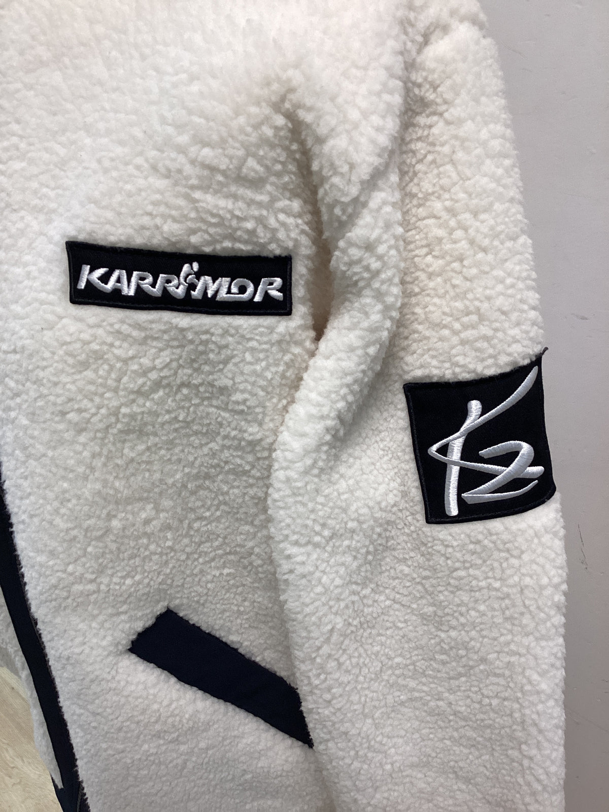 BNWT Men’s Karrimor Sherpa Fleece Jacket Cream with Black Trim size Medium (Copy)