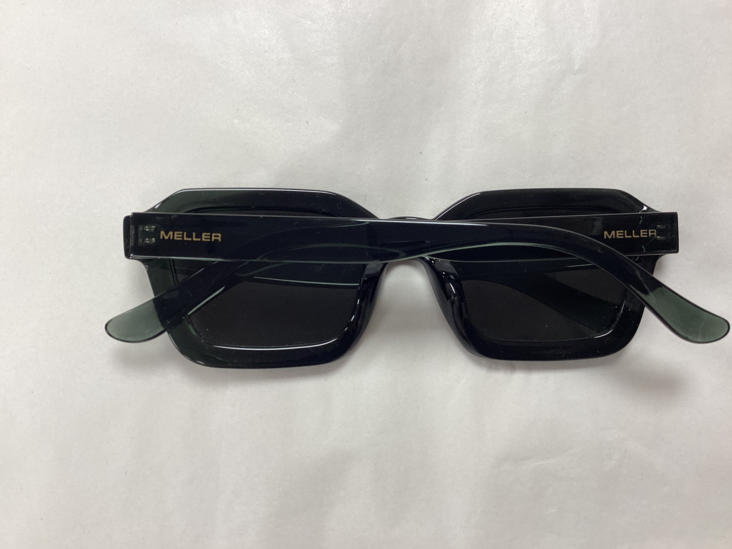 BNWT Meller Sunglasses