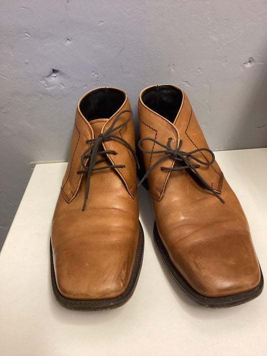Loake Brown Leather Shoes Size 9