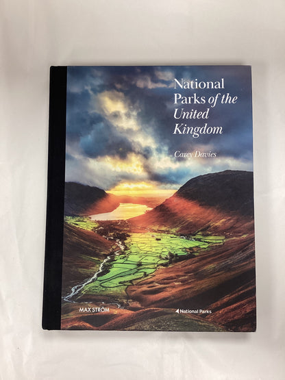 National Parks of the United Kingdom by Carey Davies - New Book