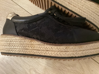 Ladies Kurt Geiger sneakers size 4 black