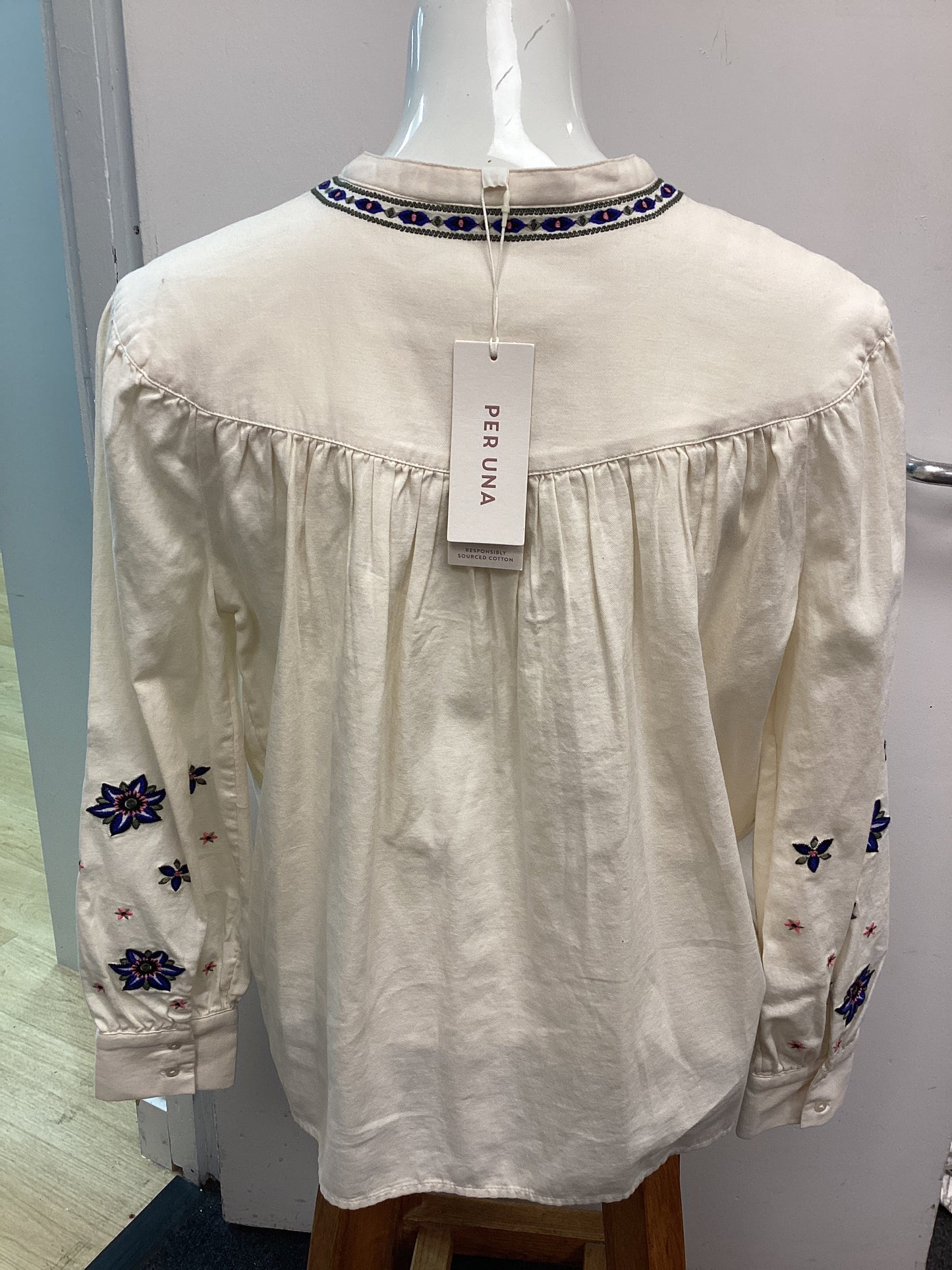 BNWT Per Una from M&S Women’s 100% Cotton Shirt - Cream with blue and pink flowers, Size UK10