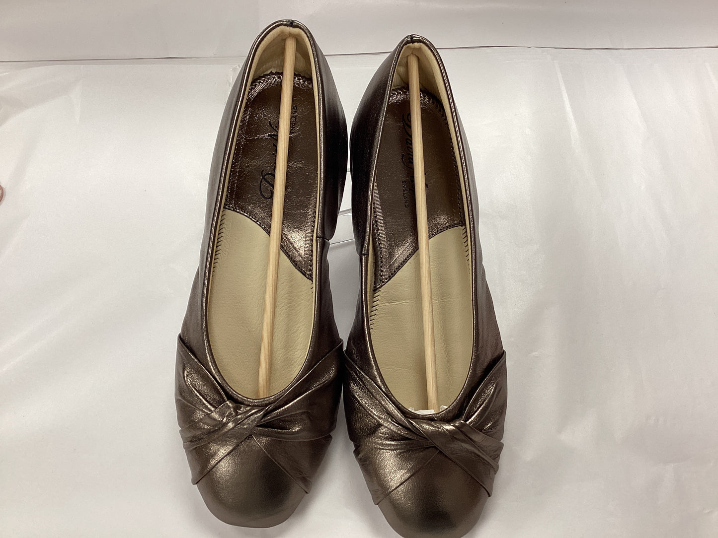 Brand New David Nieper Gold Slippers - UK6 Handmade in Spain