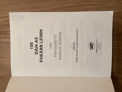 100 Favourite Gaelic Poems Large Print Edition as new