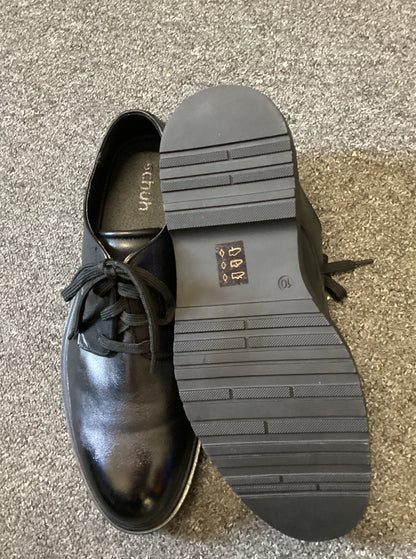 Schuh Black dress shoes size 9.