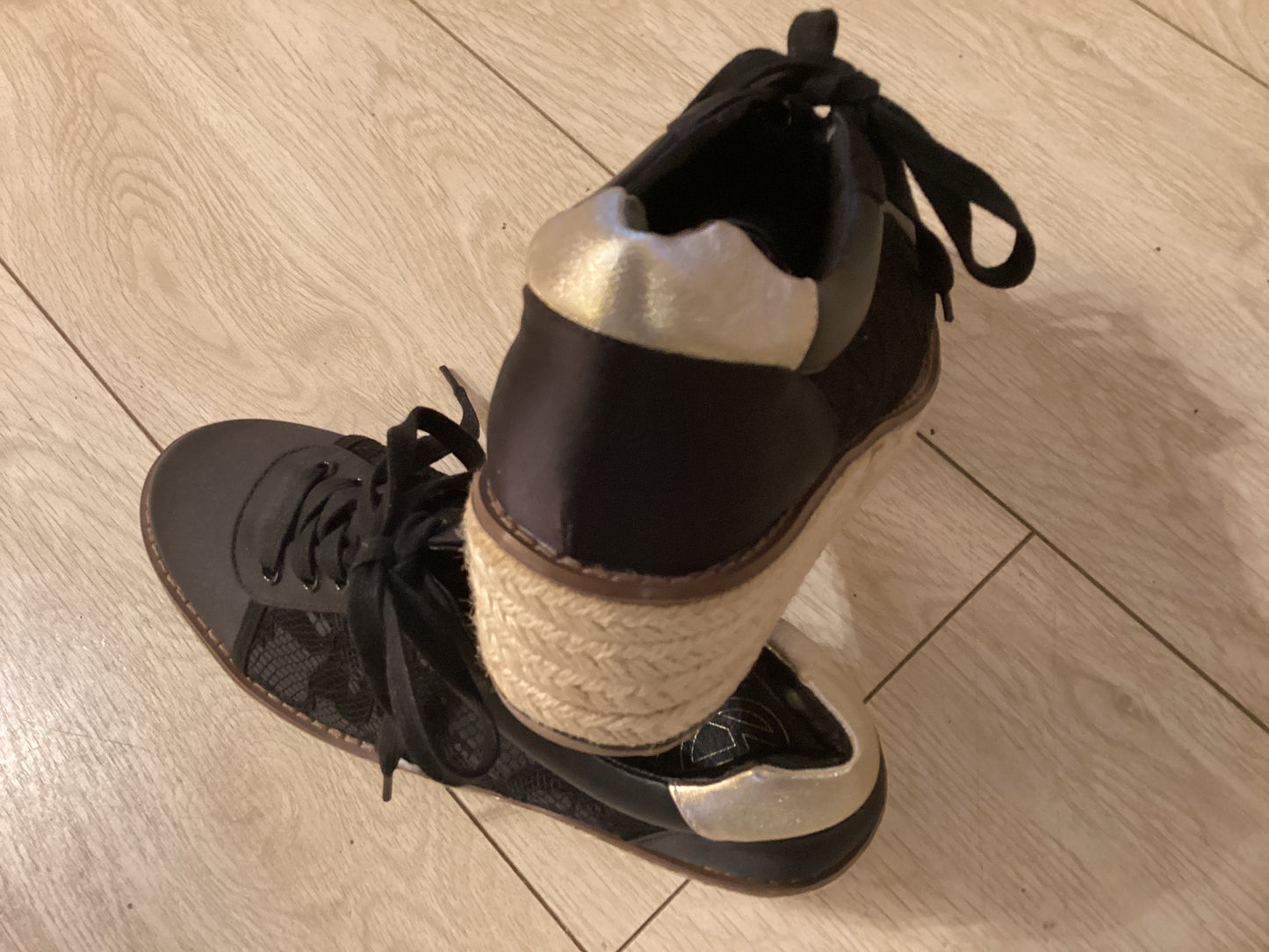 Ladies Kurt Geiger sneakers size 4 black